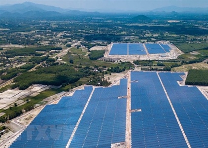 Nhà máy điện Mặt Trời đầu tiên tại Bình Định hòa lưới điện quốc gia