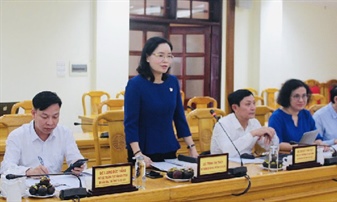 Đoàn công tác của Bộ VHTTDL kiểm tra Phong trào TDĐKXDĐSVH tại Hà Tĩnh:...