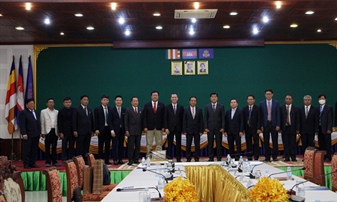 Thứ trưởng Hoàng Đạo Cương hội đàm với lãnh đạo tỉnh Siem Reap