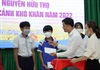 TP.HCM: Trao học bổng Nguyễn Hữu Thọ cho học sinh khó khăn tại Củ Chi