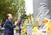 Chủ tịch nước dâng hương tưởng niệm nữ sĩ Hồ Xuân Hương
