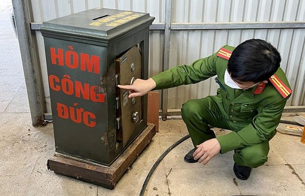 Nghệ An: Bắt giữ hai đối tượng cạy két sắt trộm tiền tại Khu di tích...