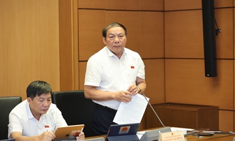 Bộ trưởng Nguyễn Văn Hùng: Sửa đổi hai luật liên quan đến xuất, nhập...