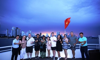 Đoàn Famtrip Australia “phải lòng” thành phố Nha Trang