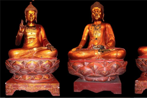 Độc đáo bộ tượng Tam thế Phật chùa Côn Sơn