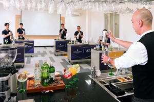 Cơ hội nhận chứng chỉ nghề nhà hàng khách sạn chuẩn Thụy Sĩ ngay tại Việt Nam